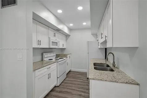 245 NE 191st Street Miami FL 33179