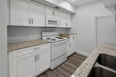 245 NE 191st Street Miami FL 33179