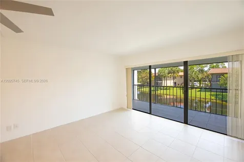 200 Lakeview Drive Weston FL 33326