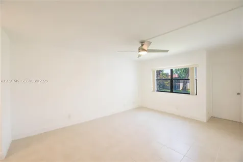 200 Lakeview Drive Weston FL 33326