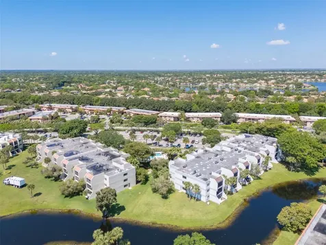 200 Lakeview Drive Weston FL 33326