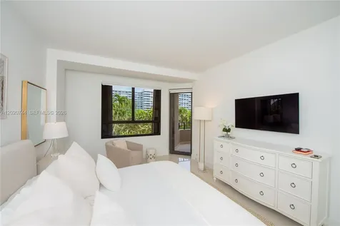 251 Crandon Boulevard Key Biscayne FL 33149