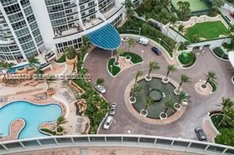 18201 Collins Avenue Sunny Isles Beach FL 33160