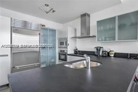 18201 Collins Avenue Sunny Isles Beach FL 33160