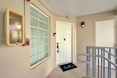 6720 NW 174th Terrace Hialeah FL 33015