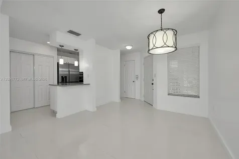 6720 NW 174th Terrace Hialeah FL 33015