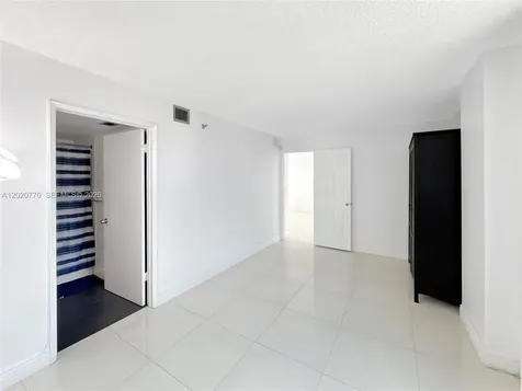850 N Miami Avenue Miami FL 33136