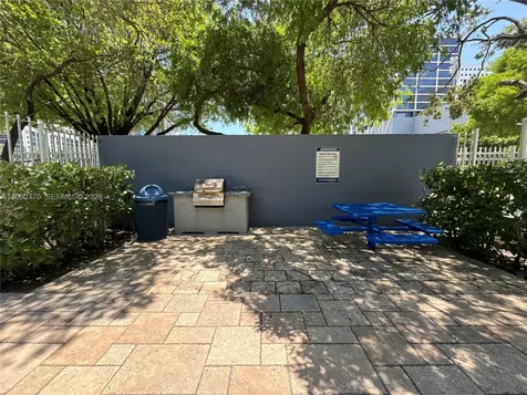 850 N Miami Avenue Miami FL 33136
