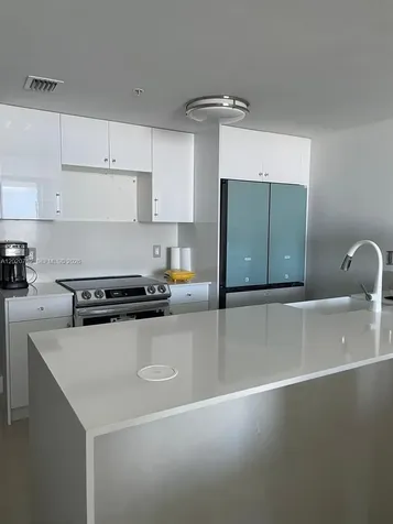 185 SW 7th Street Miami FL 33130