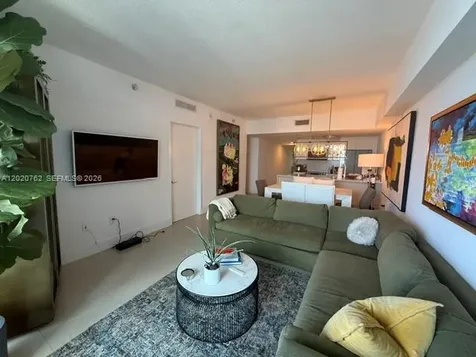 185 SW 7th Street Miami FL 33130