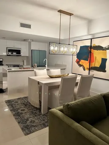 185 SW 7th Street Miami FL 33130