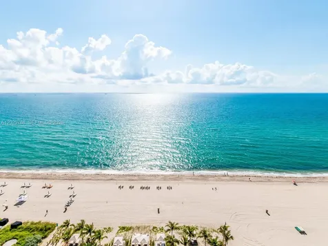 18501 E Collins Sunny Isles Beach FL 33160