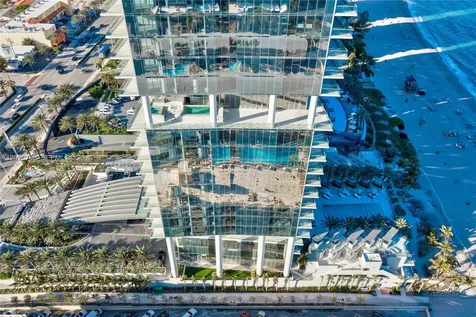 18501 E Collins Sunny Isles Beach FL 33160
