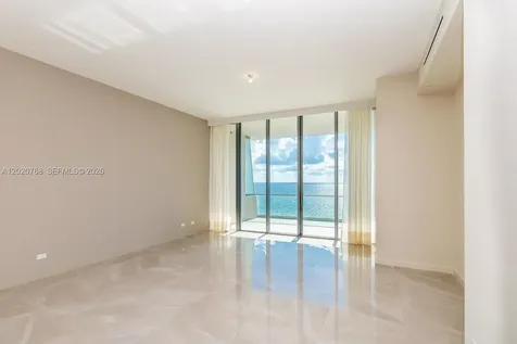 18501 E Collins Sunny Isles Beach FL 33160