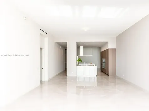 18501 E Collins Sunny Isles Beach FL 33160
