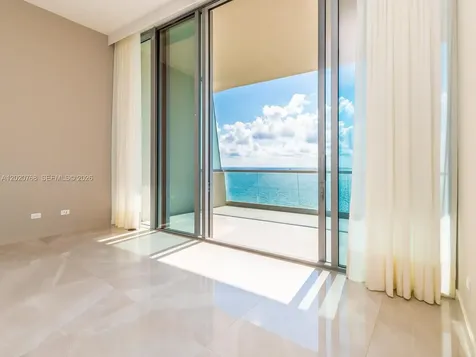 18501 E Collins Sunny Isles Beach FL 33160