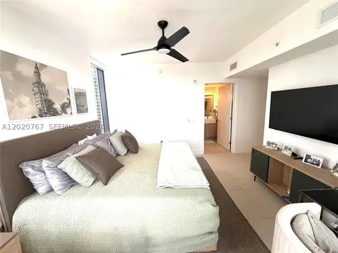 159 NE 6th Street Miami FL 33132