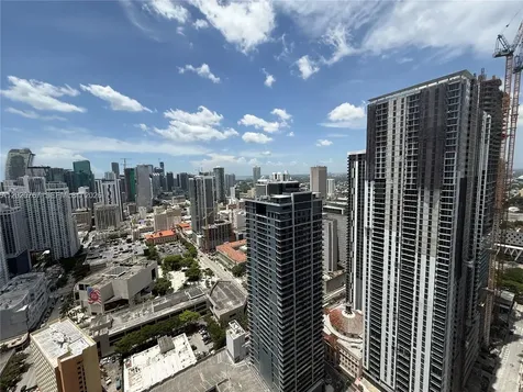 159 NE 6th Street Miami FL 33132