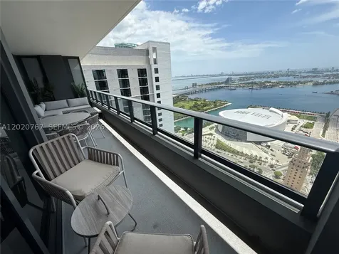 159 NE 6th Street Miami FL 33132