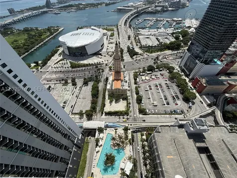 159 NE 6th Street Miami FL 33132