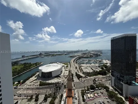 159 NE 6th Street Miami FL 33132