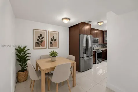 1010 NE 204th Terrace Miami FL 33179