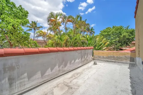 1010 NE 204th Terrace Miami FL 33179