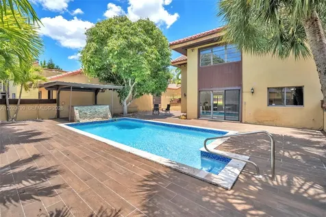 1010 NE 204th Terrace Miami FL 33179