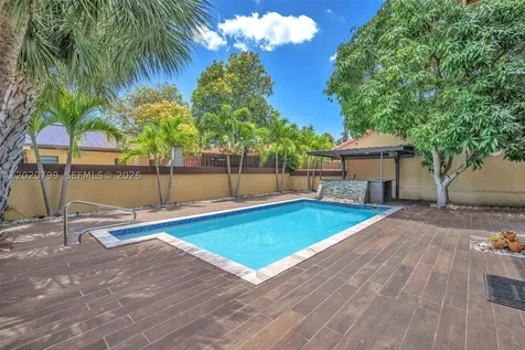 1010 NE 204th Terrace Miami FL 33179