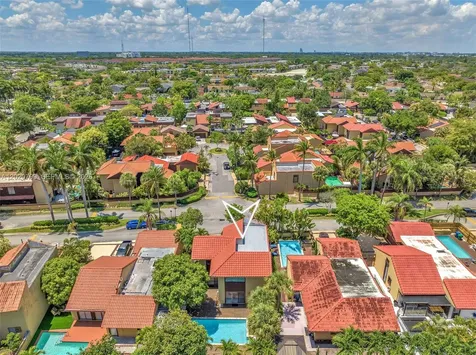 1010 NE 204th Terrace Miami FL 33179