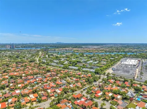 1010 NE 204th Terrace Miami FL 33179