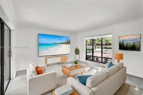 1010 NE 204th Terrace Miami FL 33179