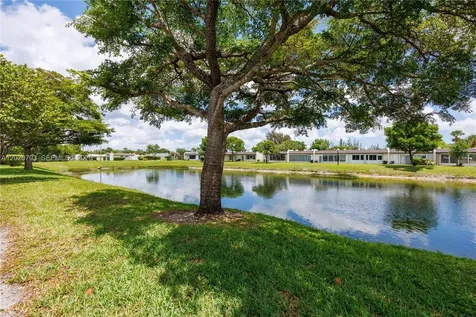 108 Lake Terry Drive West Palm Beach FL 33411