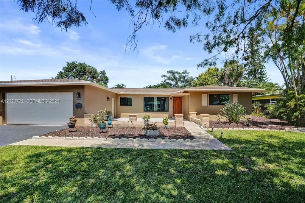 480 SW 55th Avenue Plantation FL 33317