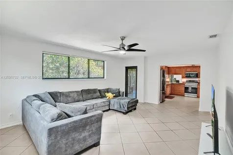 480 SW 55th Avenue Plantation FL 33317