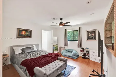 480 SW 55th Avenue Plantation FL 33317