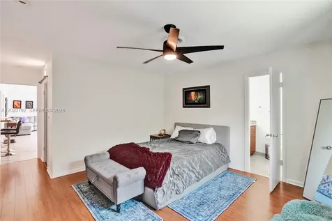 480 SW 55th Avenue Plantation FL 33317
