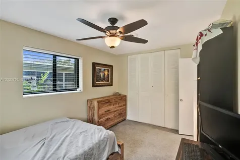 480 SW 55th Avenue Plantation FL 33317