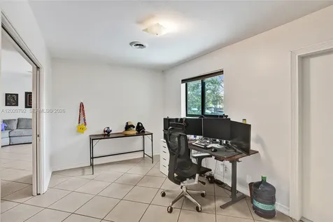 480 SW 55th Avenue Plantation FL 33317