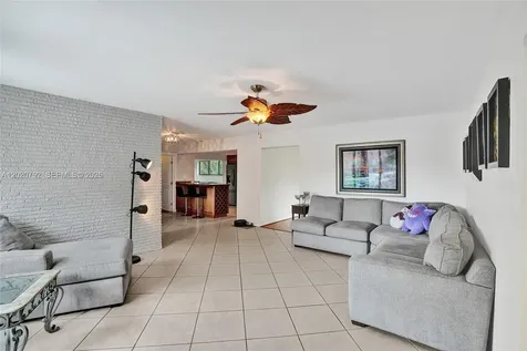 480 SW 55th Avenue Plantation FL 33317