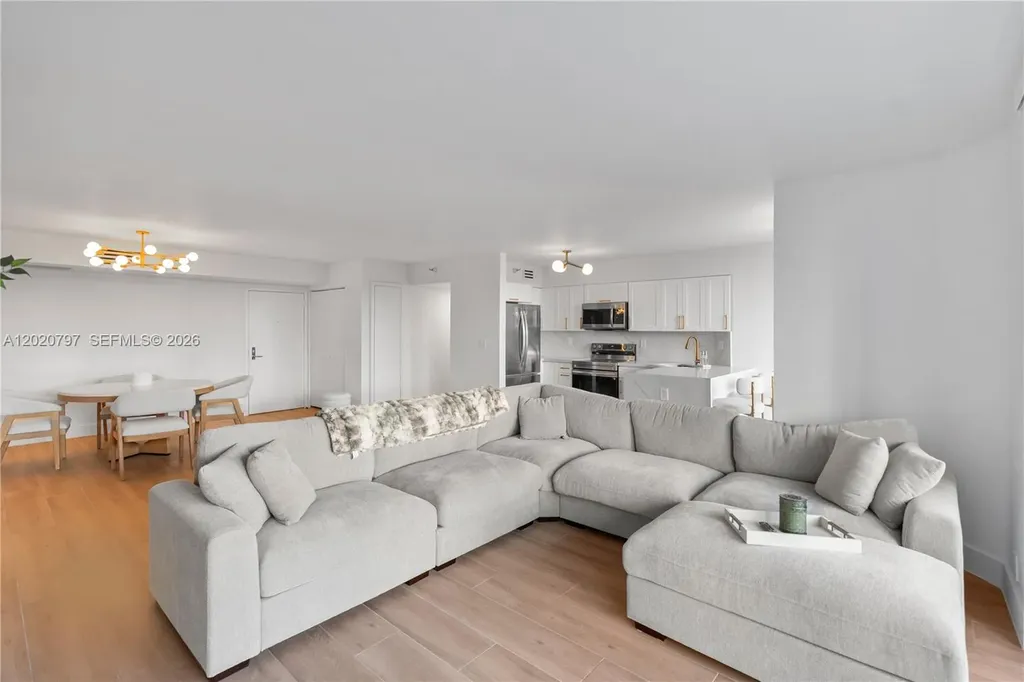 19101 NE 36th Court Aventura FL 33180