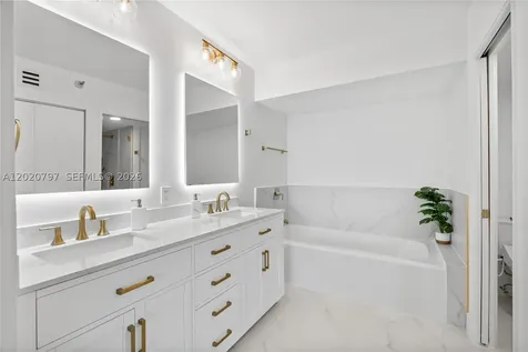 19101 NE 36th Court Aventura FL 33180