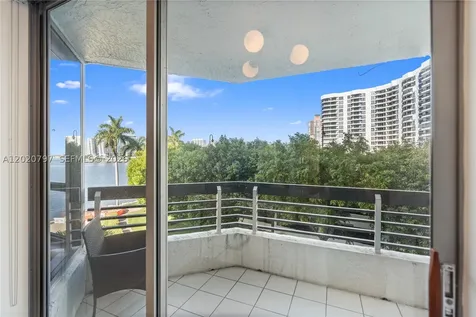 19101 NE 36th Court Aventura FL 33180