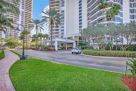 19101 NE 36th Court Aventura FL 33180
