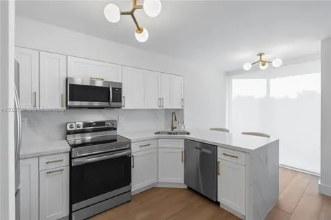 19101 NE 36th Court Aventura FL 33180