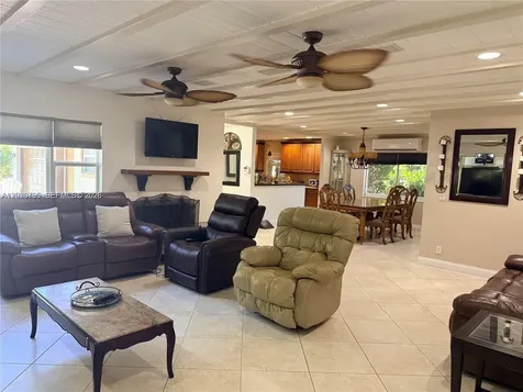 3149 Hollywood Boulevard Hollywood FL 33021