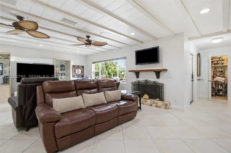 3149 Hollywood Boulevard Hollywood FL 33021