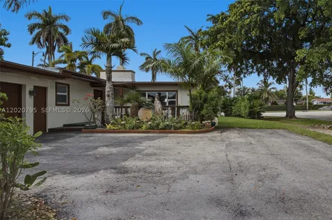 3149 Hollywood Boulevard Hollywood FL 33021