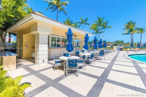 21205 Yacht Club Drive Aventura FL 33180