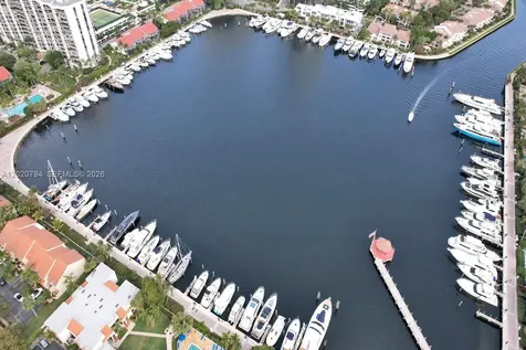 21205 Yacht Club Drive Aventura FL 33180